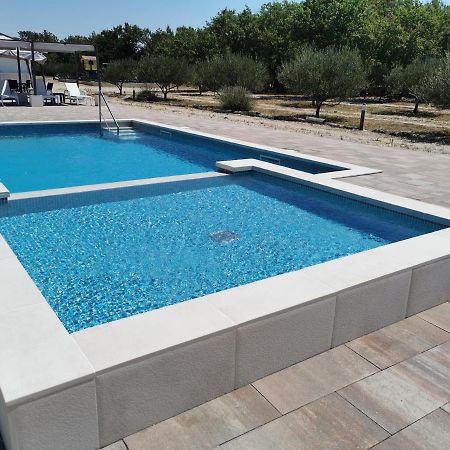 Grande Glamping Hotell Biograd Na Moru Exteriör bild