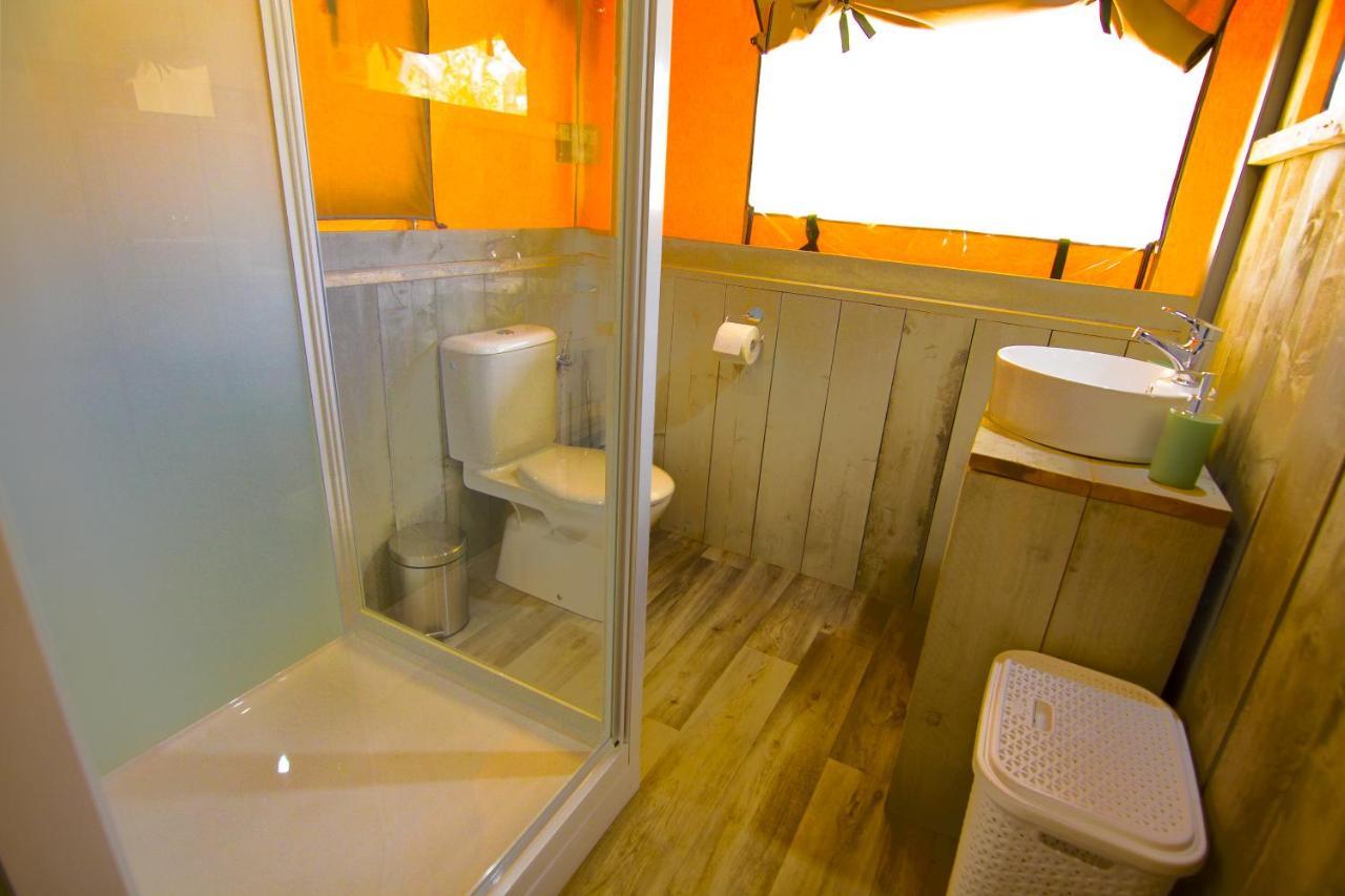 Grande Glamping Hotell Biograd Na Moru Exteriör bild