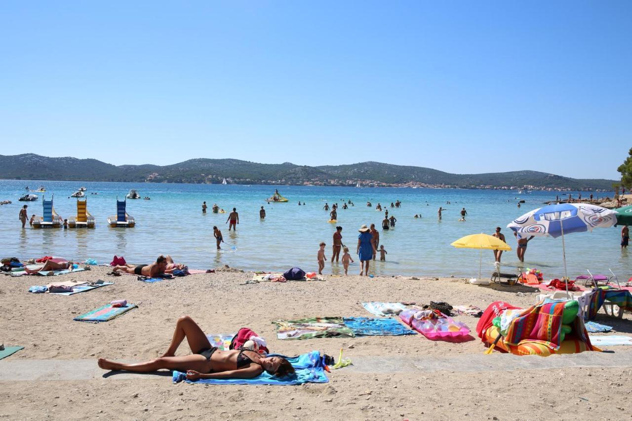 Grande Glamping Hotell Biograd Na Moru Exteriör bild