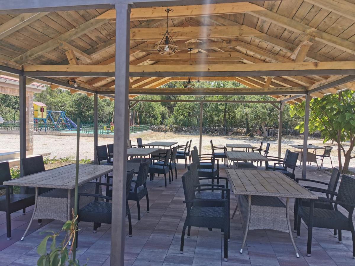 Grande Glamping Hotell Biograd Na Moru Exteriör bild