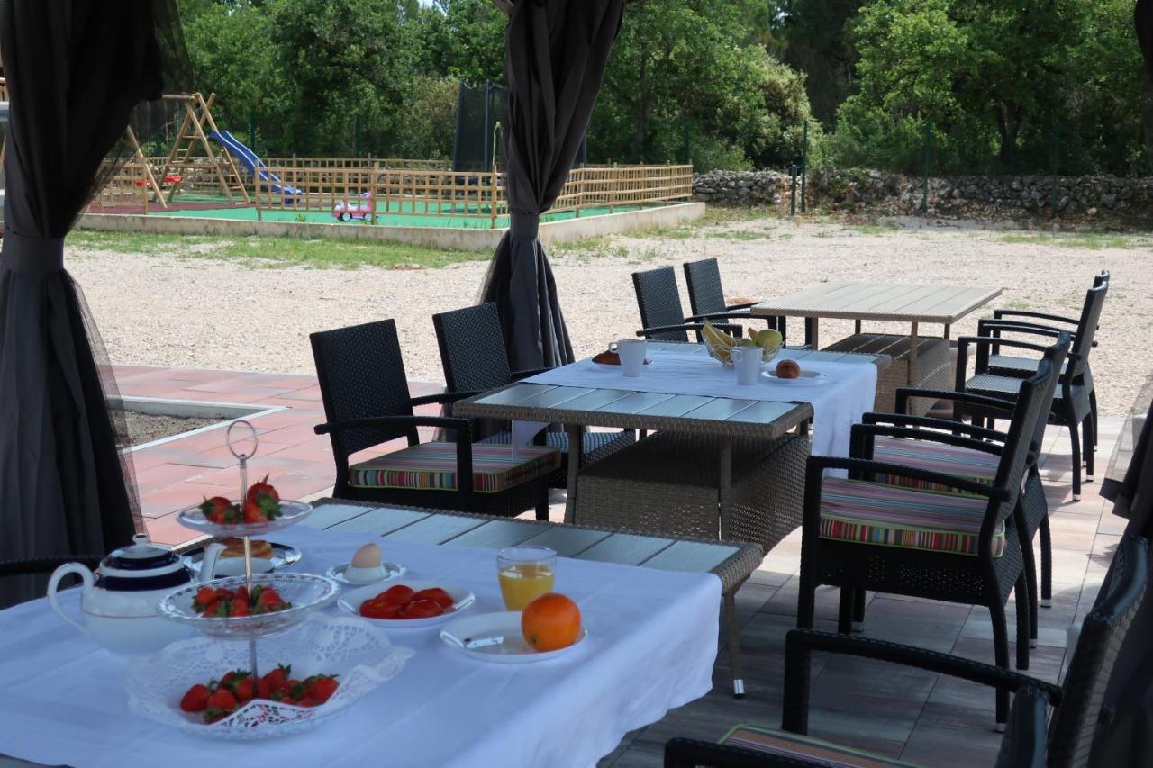 Grande Glamping Hotell Biograd Na Moru Exteriör bild