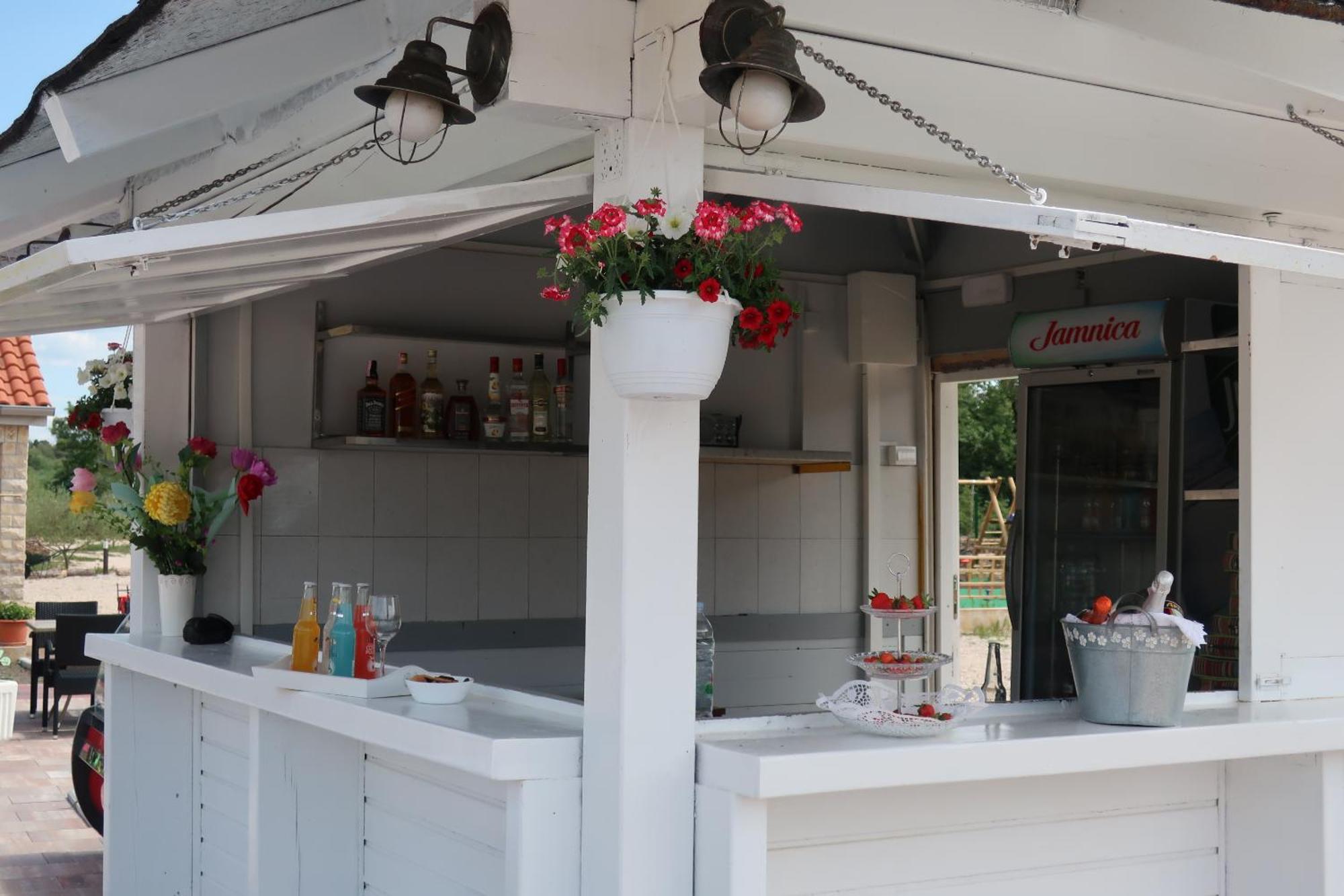 Grande Glamping Hotell Biograd Na Moru Exteriör bild